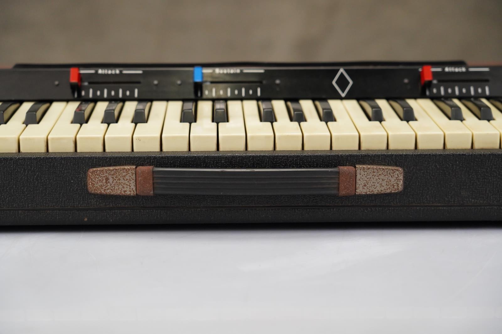 Logan String Melody Synthesizer #57571