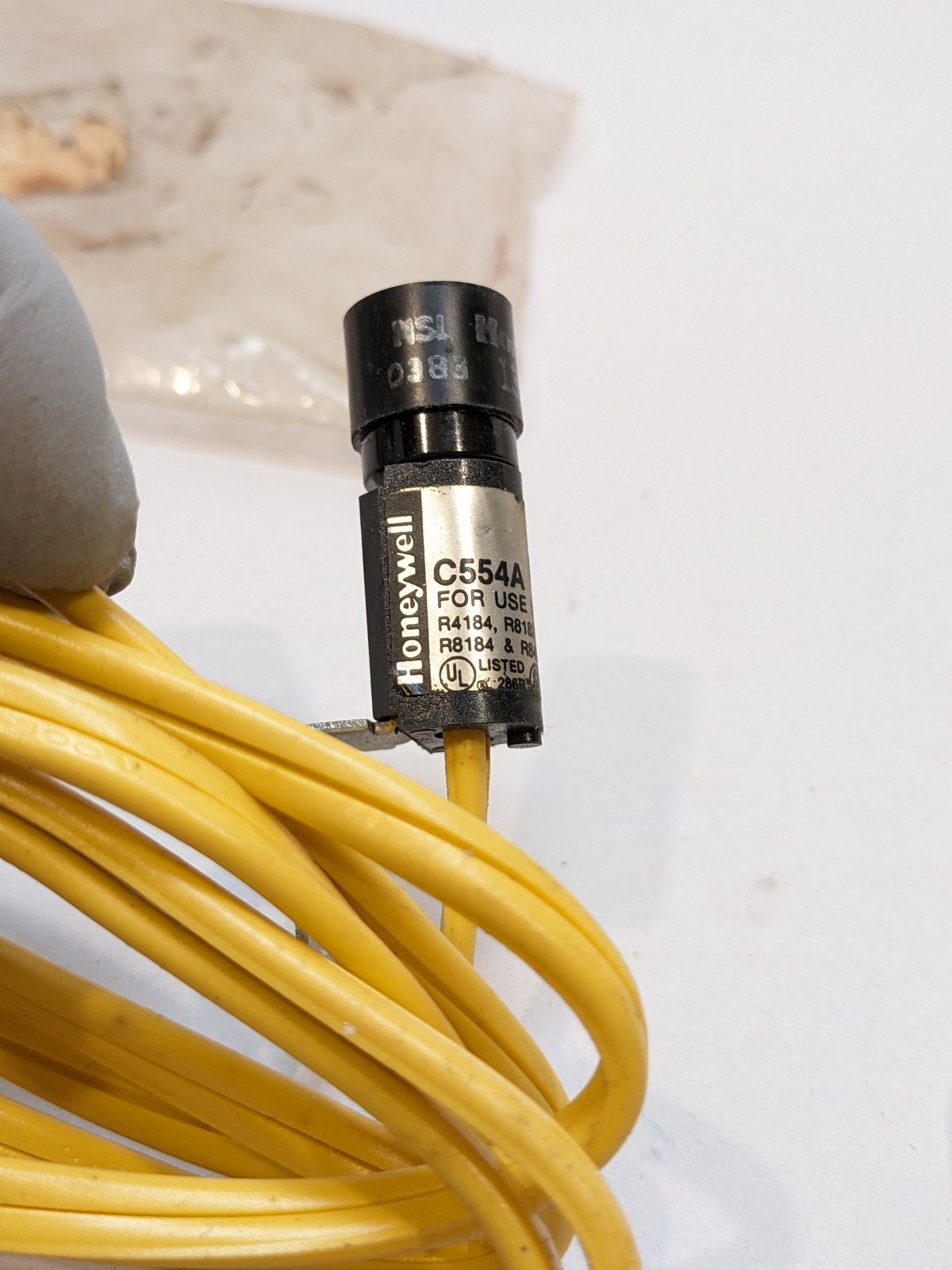 Honeywell C554A Cadmium Sulfide Flame Detector