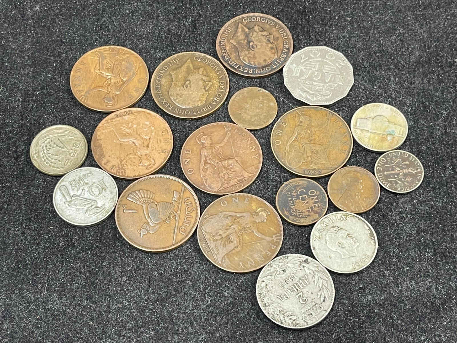 Assorted US & World Coins Lot 030825