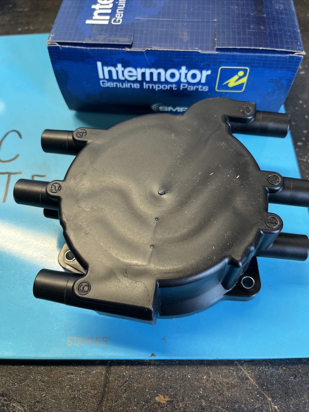 Intermotor Genuine Import/SMP Distributor Cap JH-253