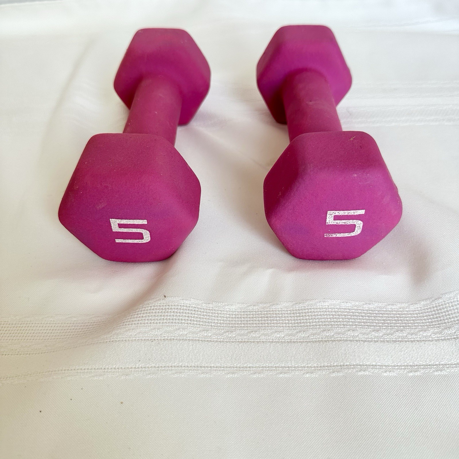 Neoprene Dumbbell Hand Weights 5 Pounds Pair Pink Exercise Fitness Home Gym Yoga
