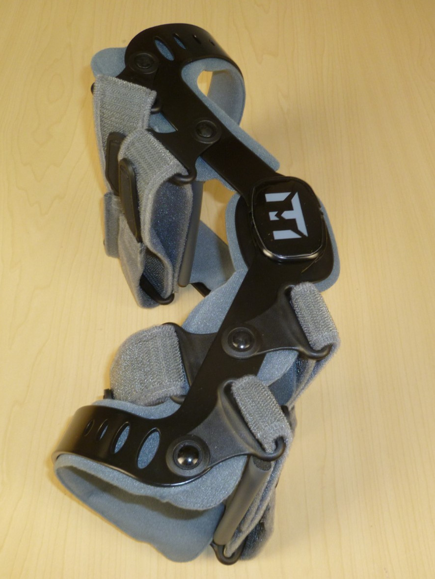 Trend Medical Triumph Left & Right Large Knee Brace DCT-4552NEW