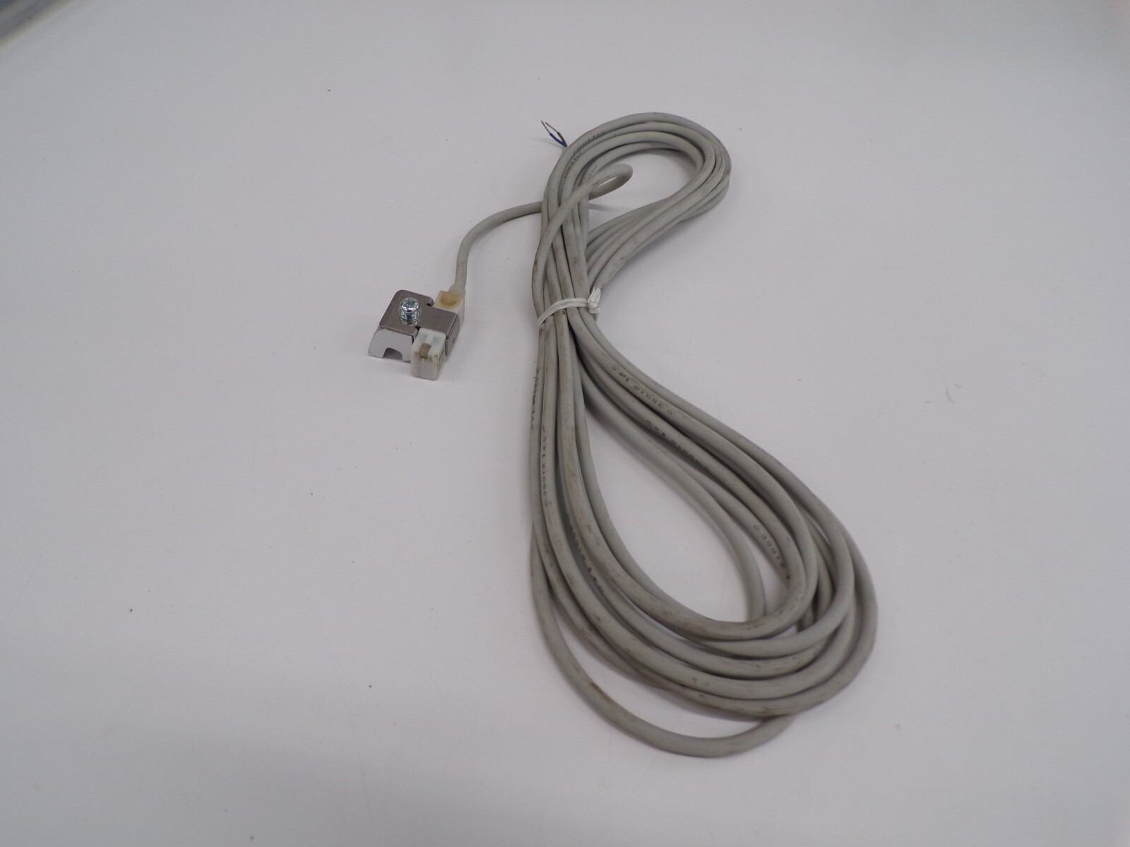 AX105 Reed 5-30v-dc Proximity Switch New Free Ship e17