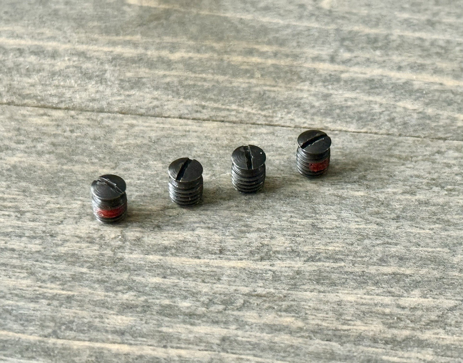 MOSSBERG 500 590 590A1 MAVERICK 88 DUMMY SCREWS FOR DRILLED & TAPPED 12 20 GAUGE