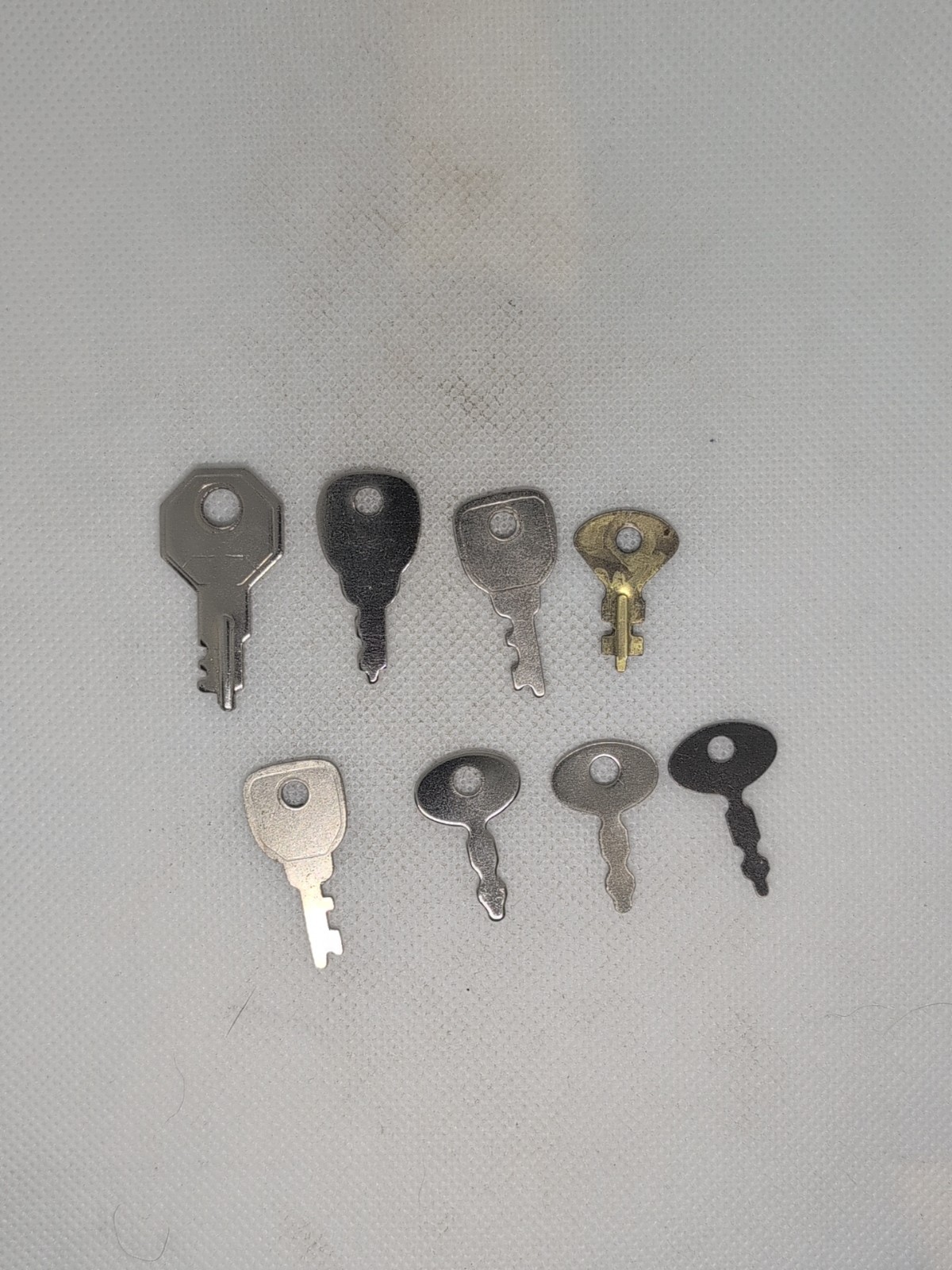 Lot Of 8 Luggage Diary Case Keys
