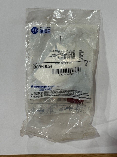 ALLEN BRADLEY 800EQ-LHL24 RED ILLUMINATED SELECTOR SWITCH  *NEW IN BOX*