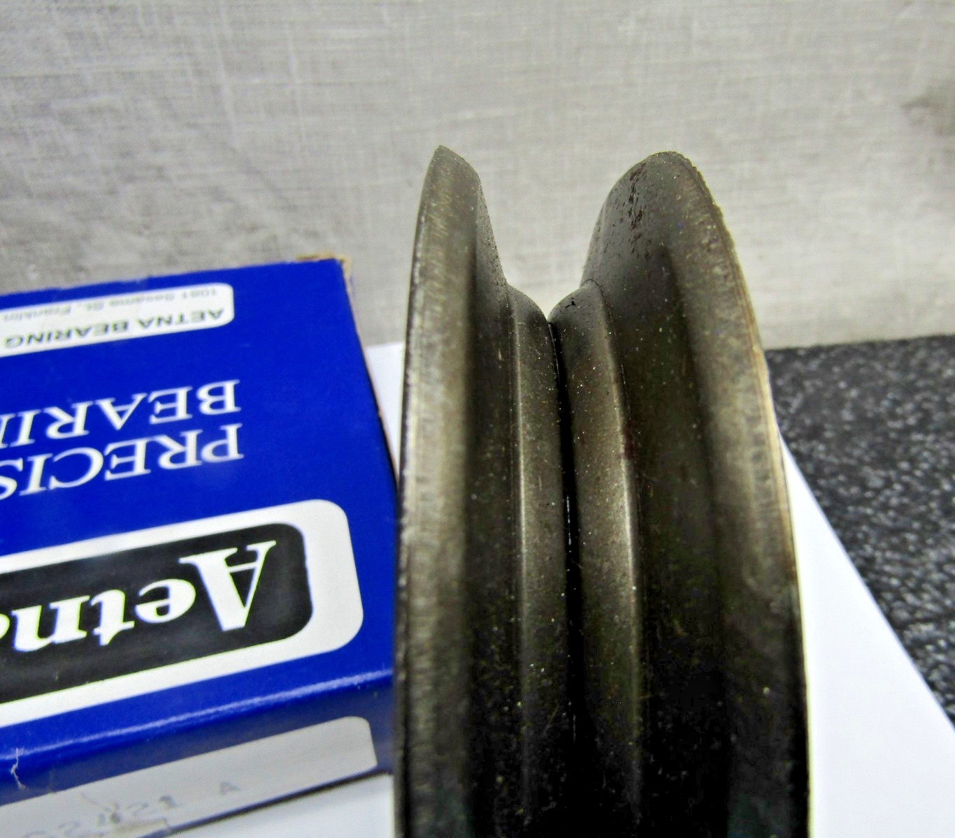 Aetna AG2421-A V-Belt Idler Pulley 4.4" OA OD, .51" Bearing Bore A, B Belts