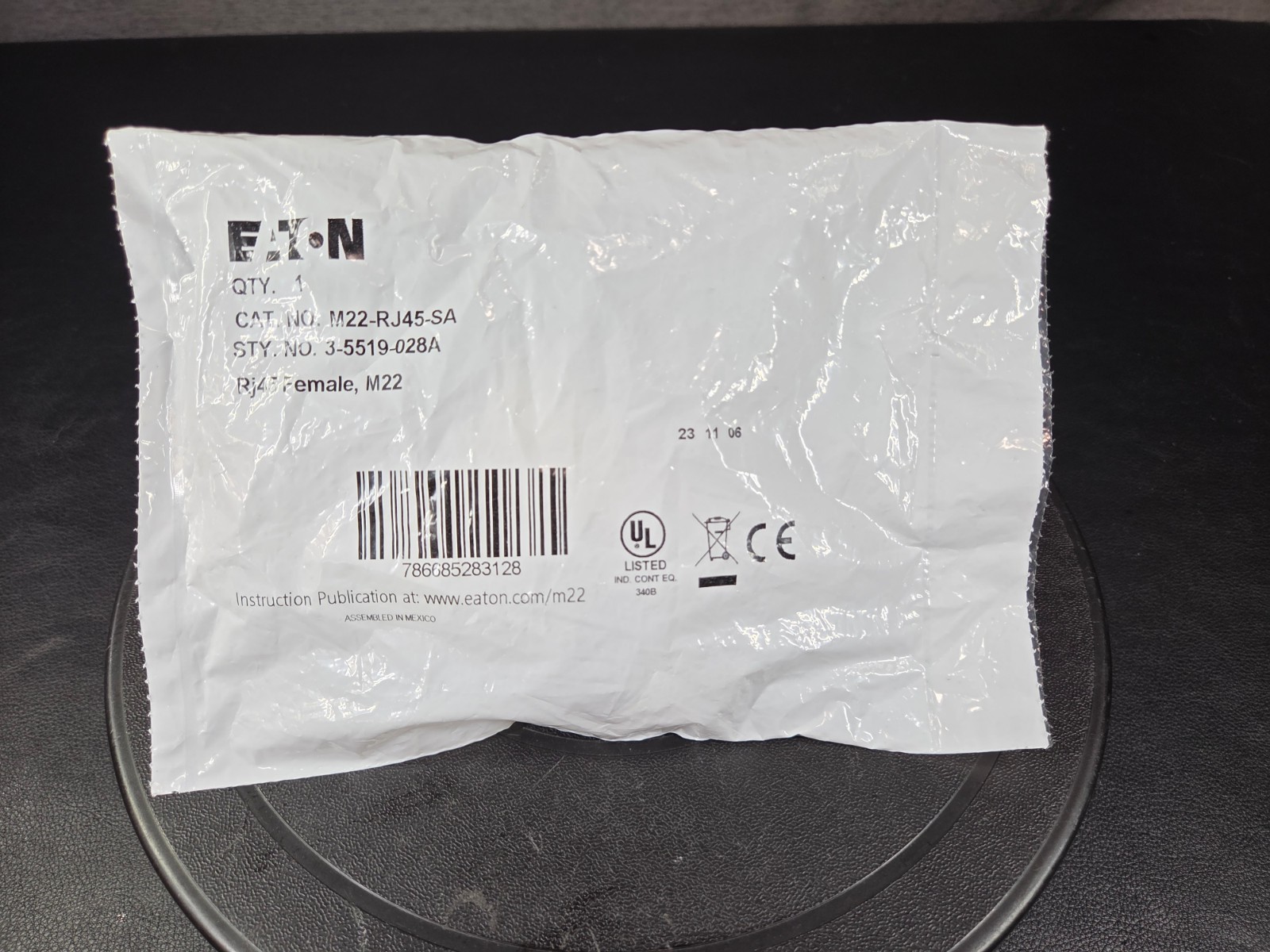 Eaton - Cutler Hammer M22-RJ45-SA Mounting Socket, RJ45, Bulkhead Interface, USB