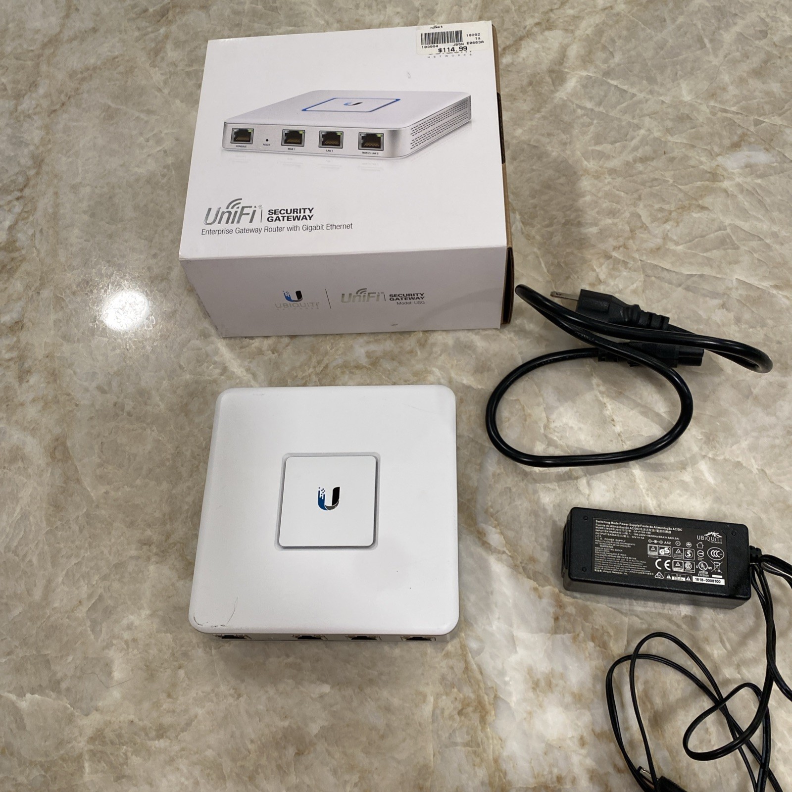 Ubiquiti Networks UniFi Security Gateway - White (USG)
