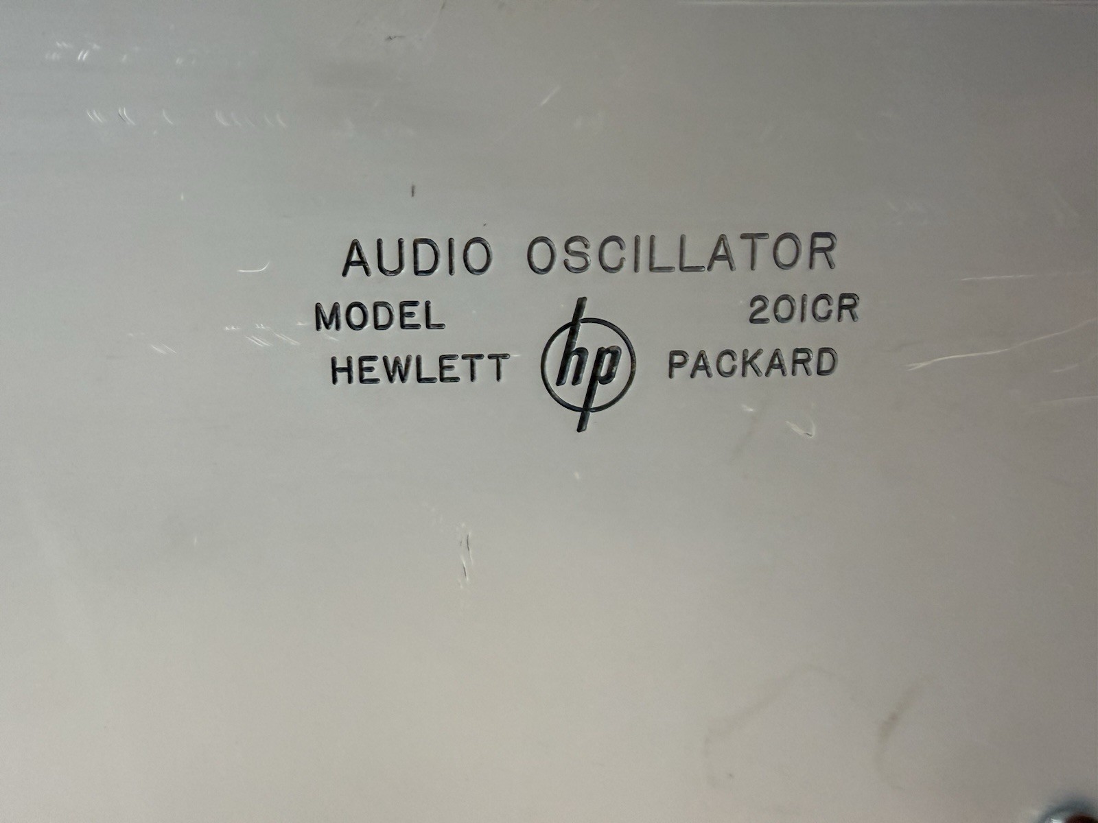 HP 201CR AUDIO OSCILLATOR