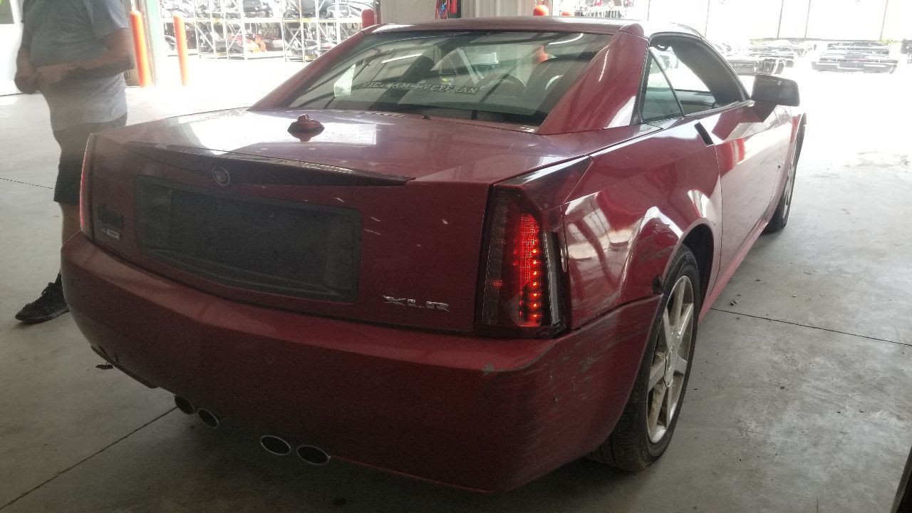 05 CADILLAC XLR FOG LIGHT LAMP RIGHT PASSENGER