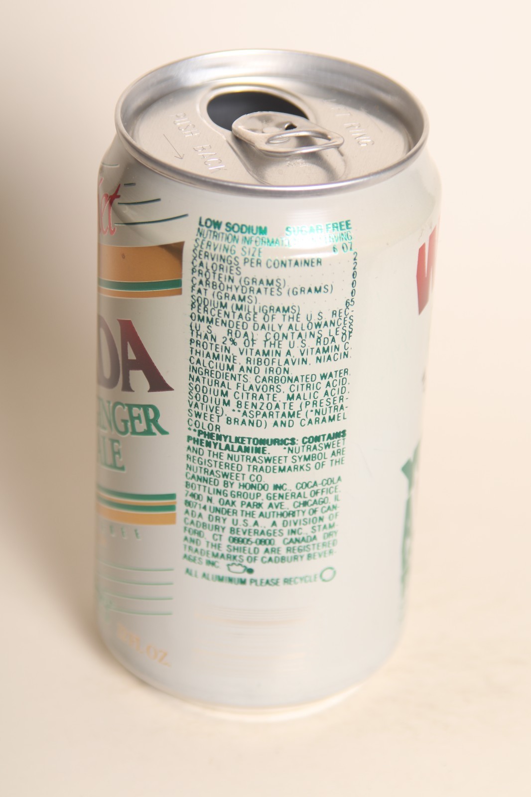 Diet Canada Dry Ginger Ake soda can