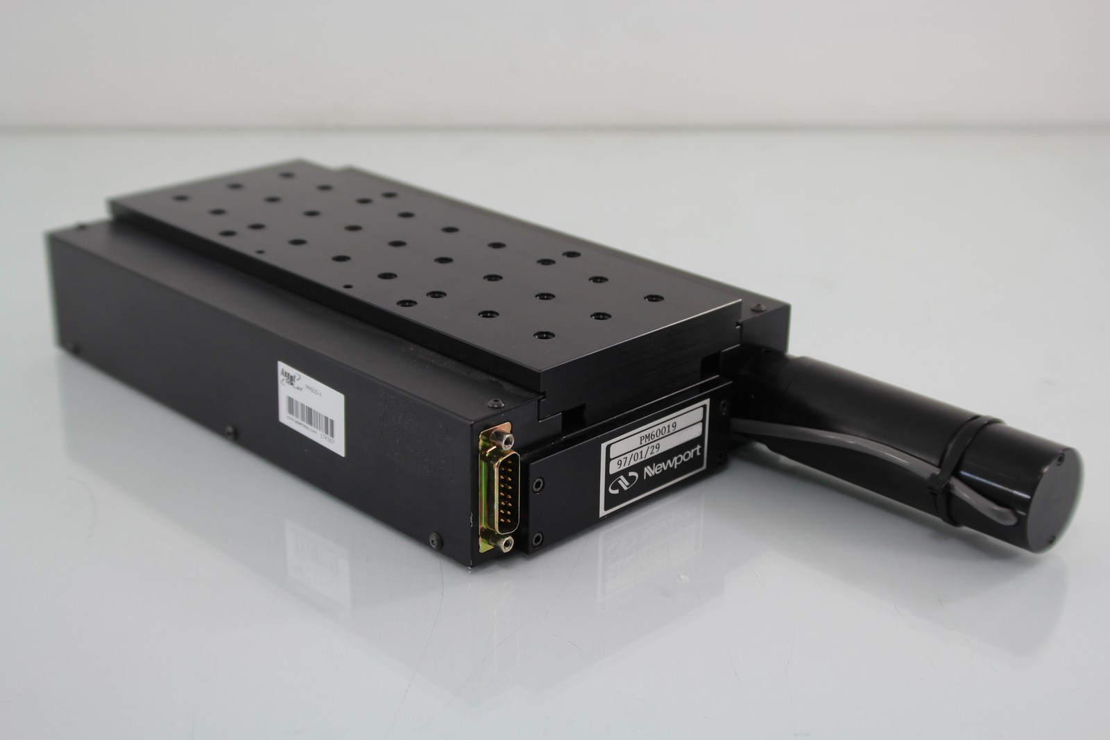 Newport PM600 Motorized Linear Stage Maxon Motor 160mm Travel