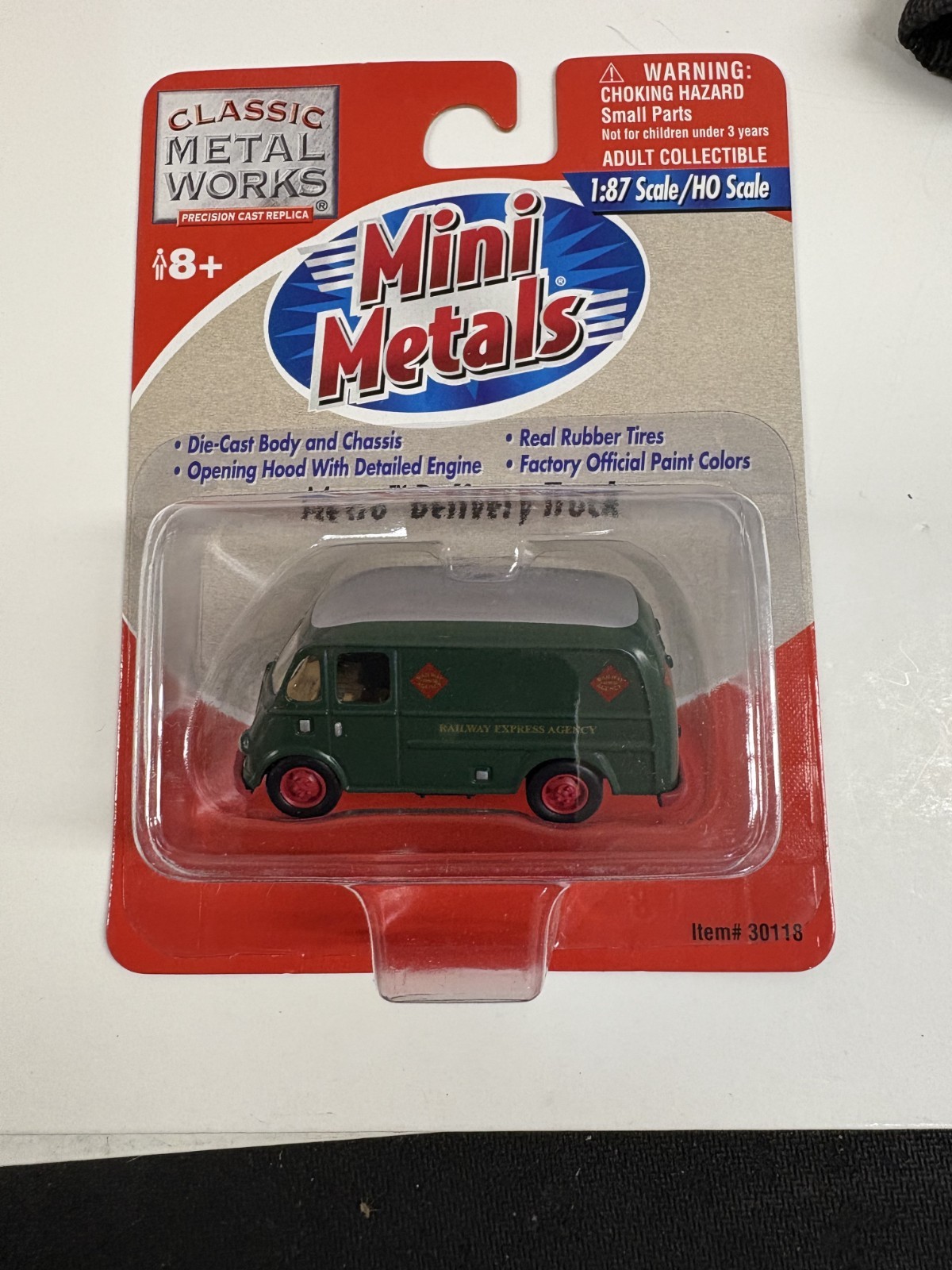 CMW Mini Metals HO Scale Railway Express Agency Metro Delivery Truck #30118 MINT