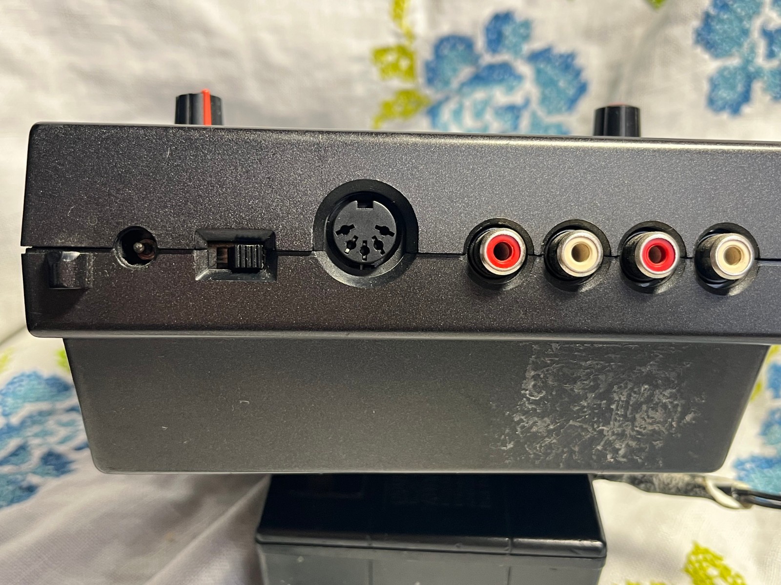 BOSS Dr. Sample SP-202 Tabletop Sampler w/ 8 Pads, Built-in Effects, Working