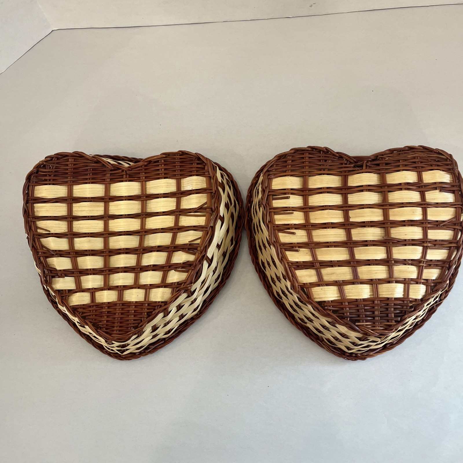 2 Vintage Baskets Wicker Heart Shaped Gallery Wall Storage Plants Serving Decor