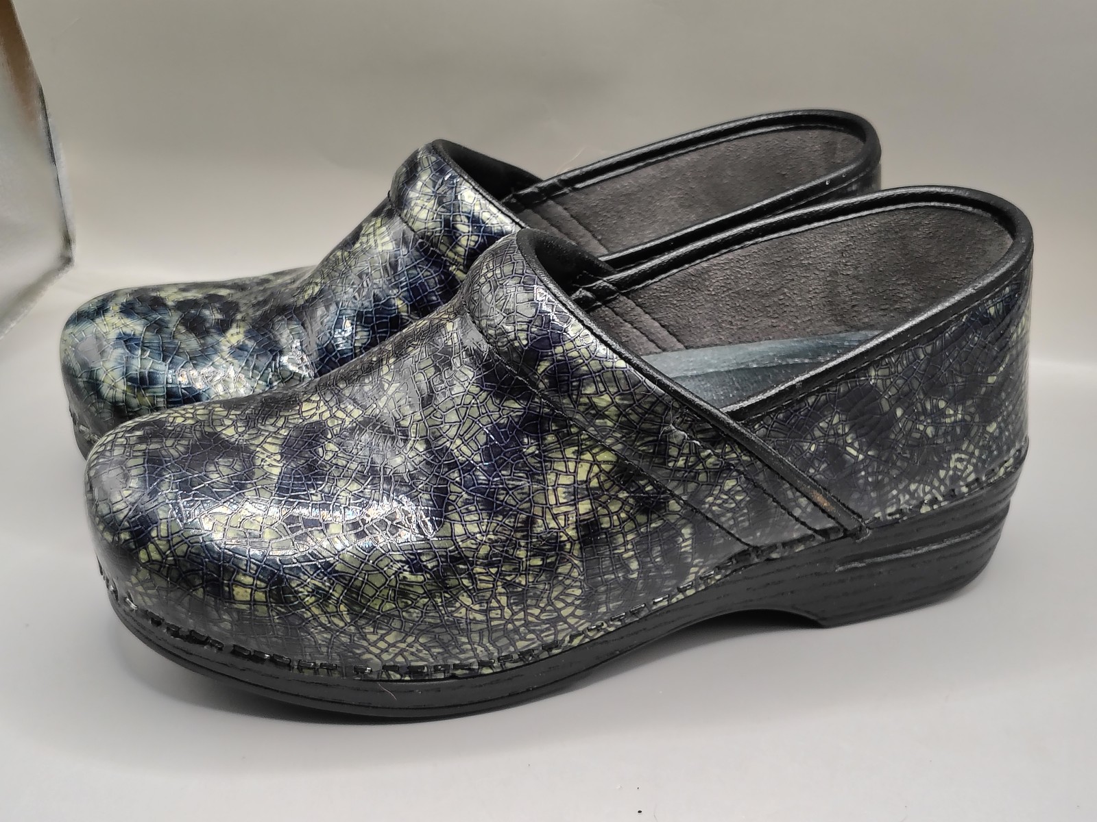 Dansko Professional Clogs Women's EU 41 Multi-Color Cracked Patent Leather