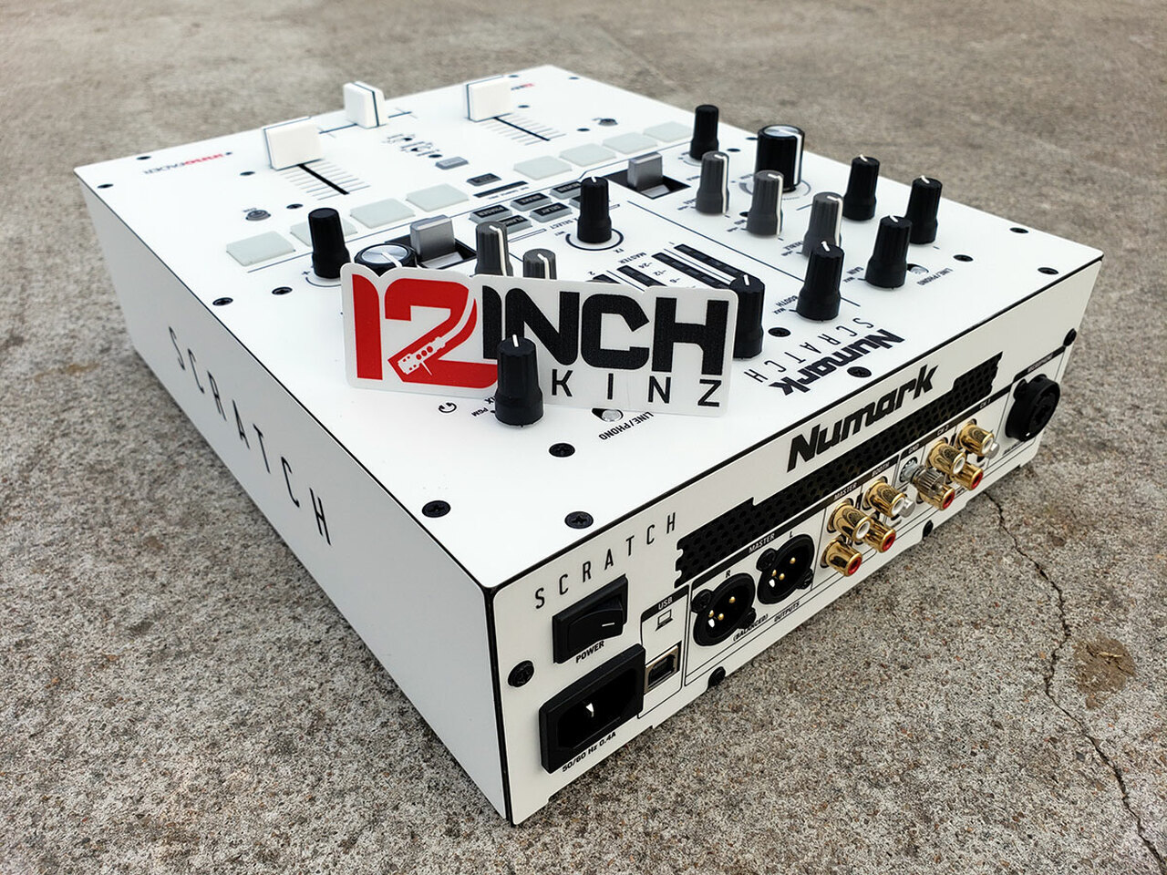 Numark Scratch Skin - white/black
