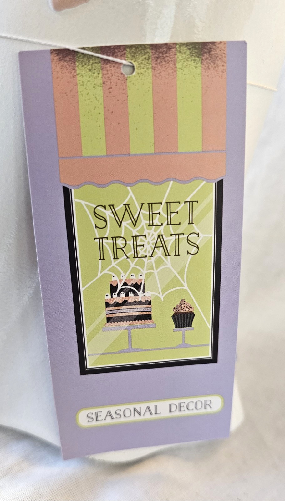 Halloween Sprinkle Ghost Figurine