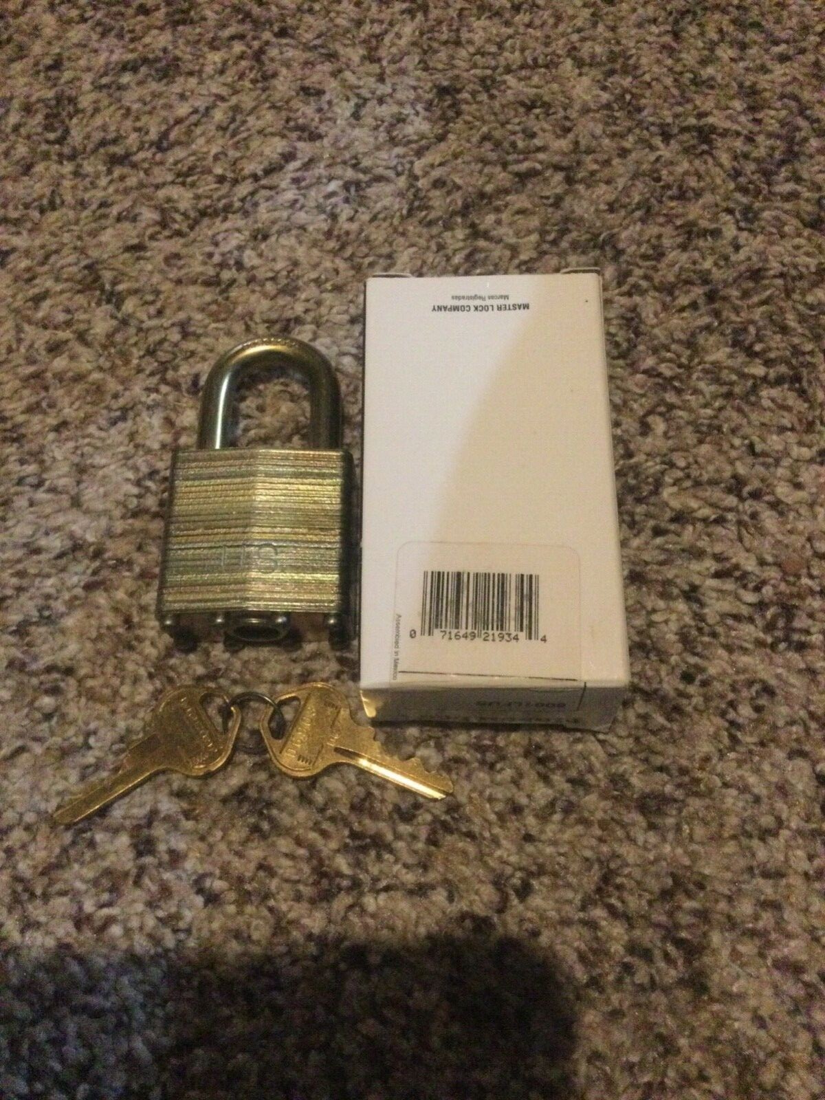MASTER LOCK 6001LFUS Keyed Padlock, 3/4 in,Rectangle,Gold