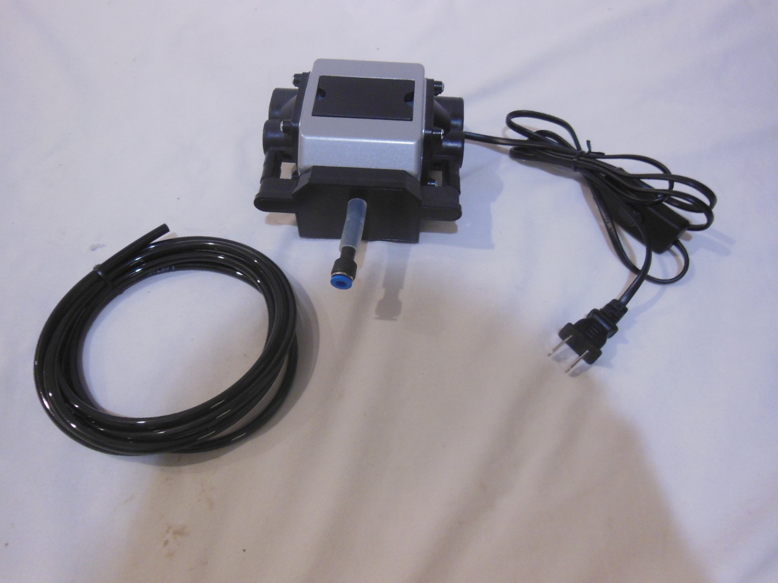 XTOOL Positive Pressure Air Assist Pump (Compatible with D1 Pro Laser)