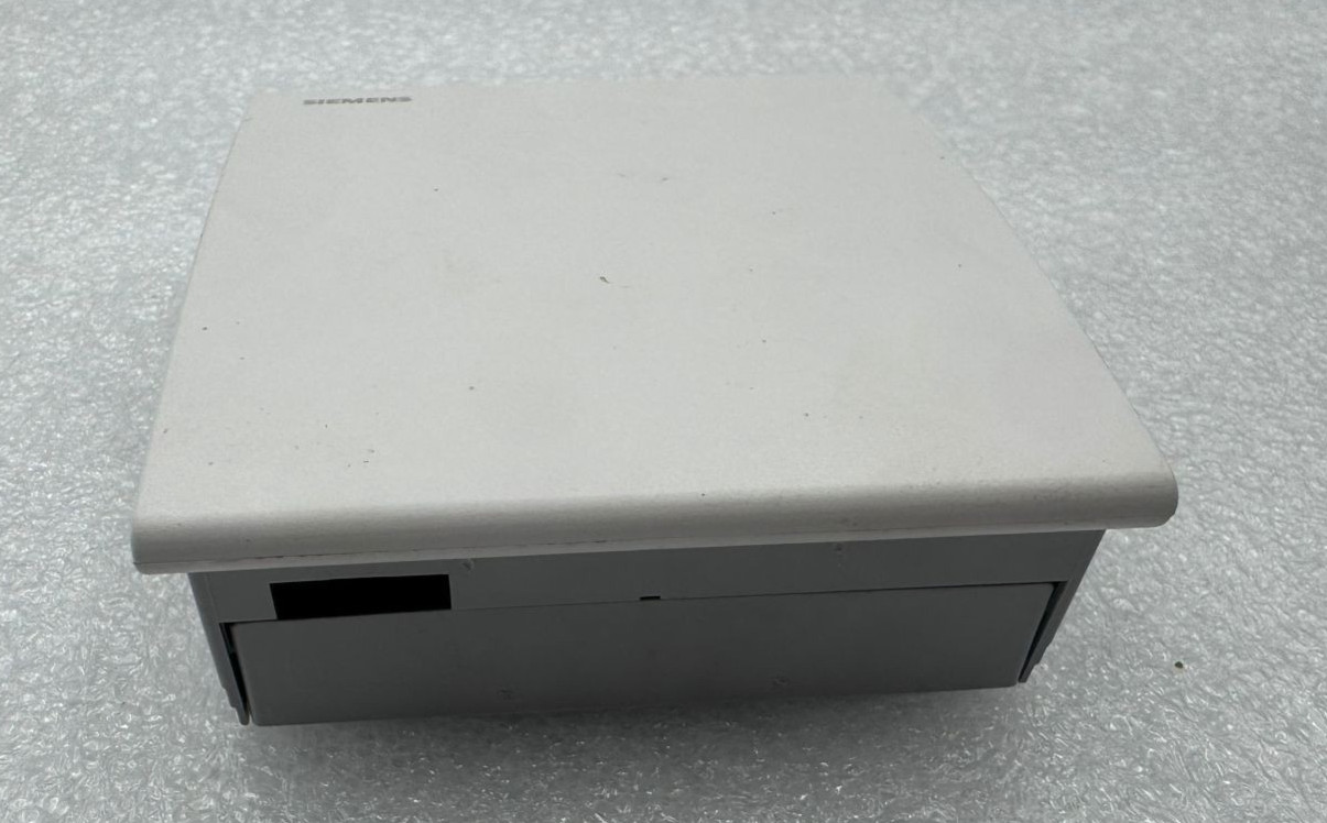 SIEMENS QAA24 ROOM TEMPERTURE SENSOR (5pieces in1 lot)