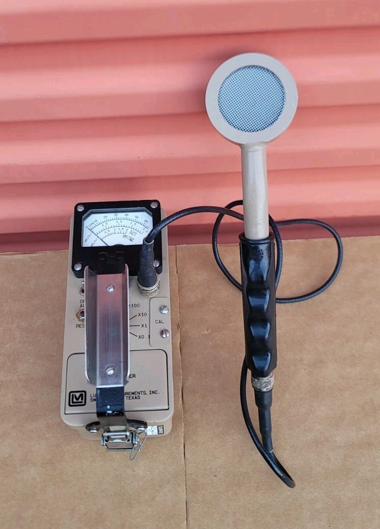 Ludlum Model 3 Survey Meter CPM 44-9