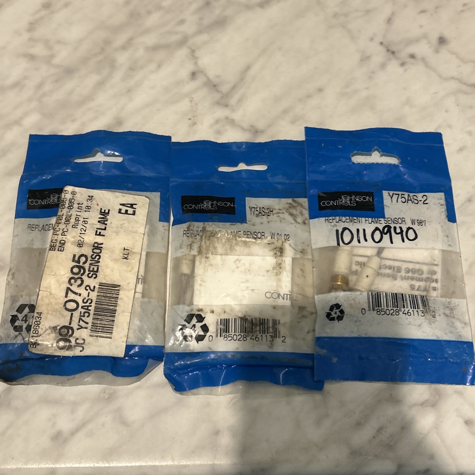 Lot Of 3: Johnson Controls Y75AS-2 W9849 Replacement Flame Sensors (6 Total)
