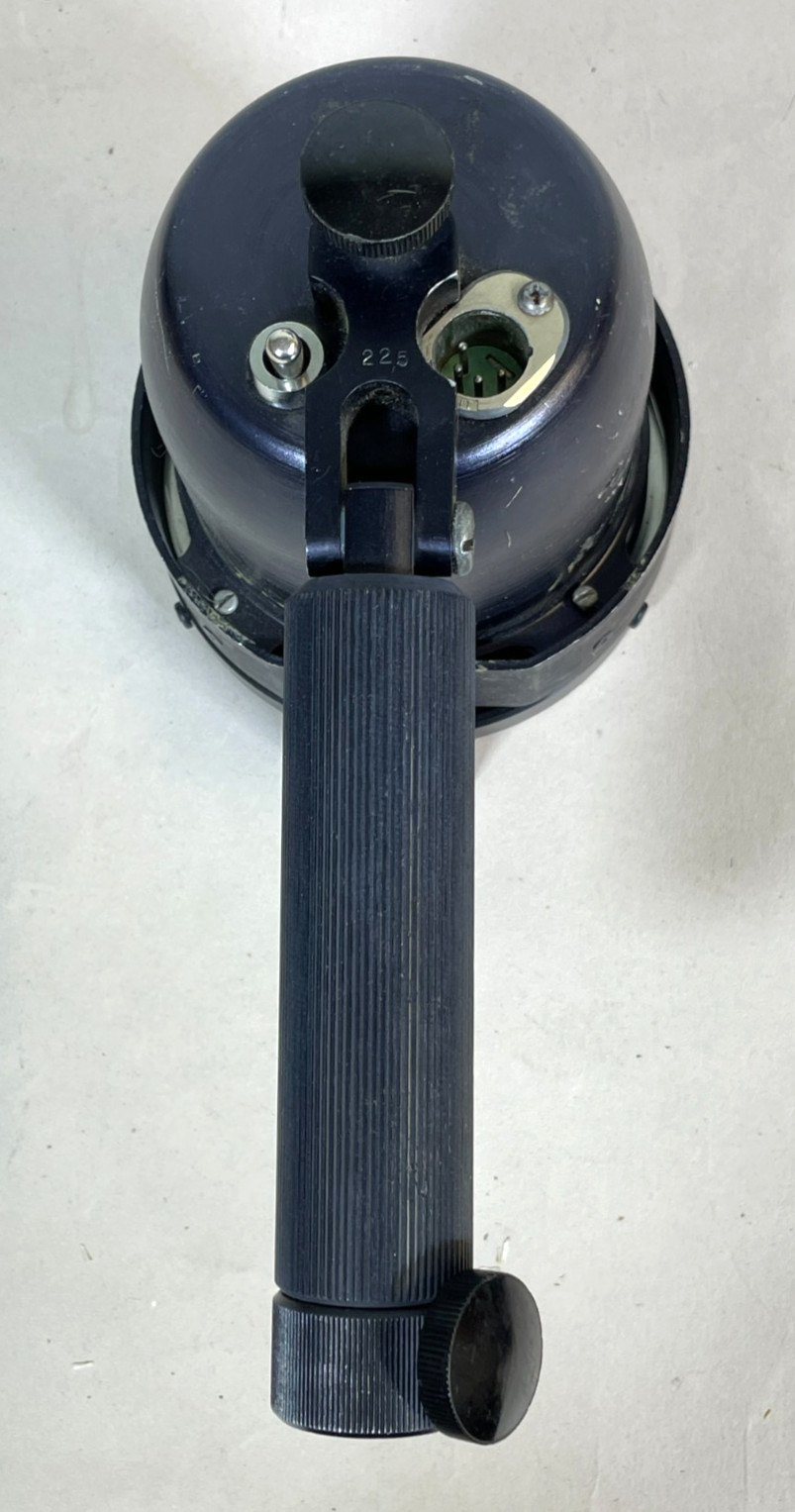 Ultralight 2 Anton Bauer 12V handheld Light with Handle