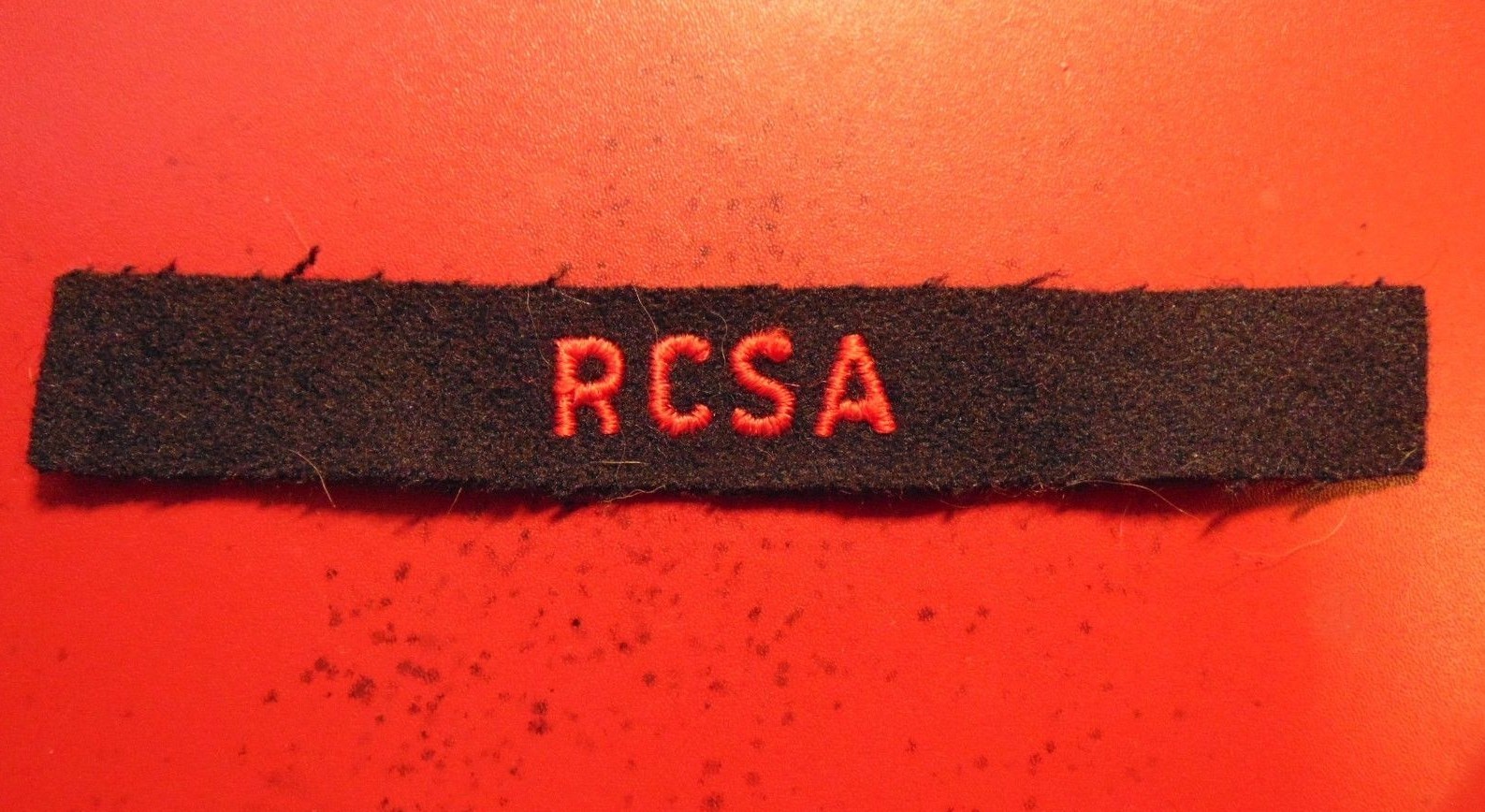 vintage Canada RCSA Royal Canadian School of Artillery sleeve cuff title badge