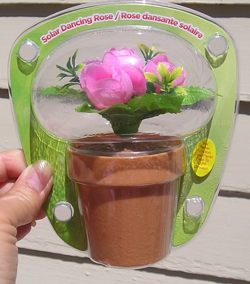 SOLAR POWERED DANCING ROSE BOUQUET / EACH ONE SOLD SEPARATELY