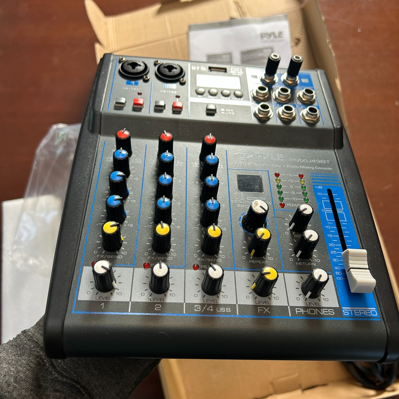 Pyle PMXU43BT 4-Channel Bluetooth Studio Mixer Audio Mixing Console System Mint