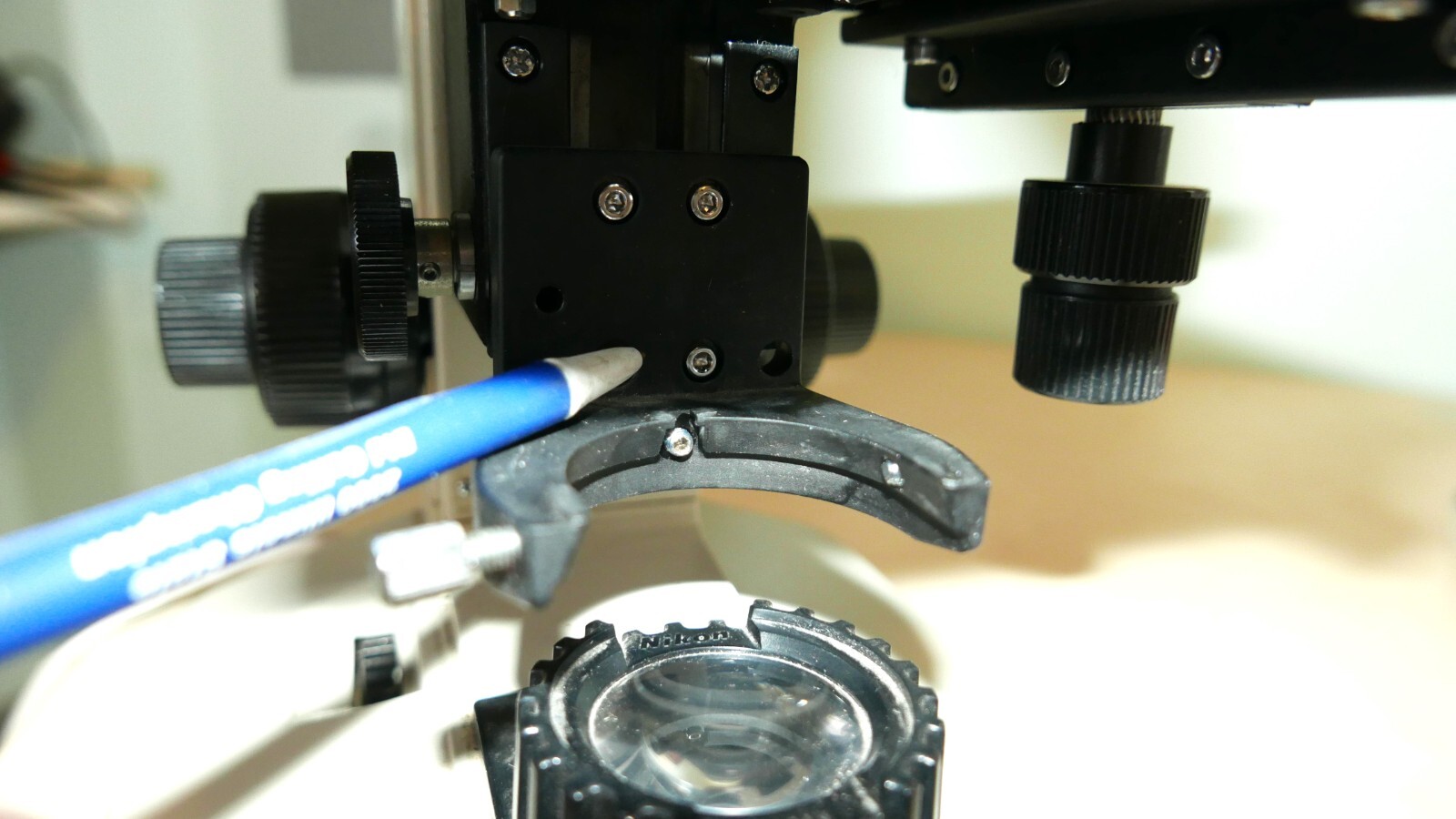Nikon YS-T Microscope + 3 Objectives Fine Focus Issue so AS IS YS