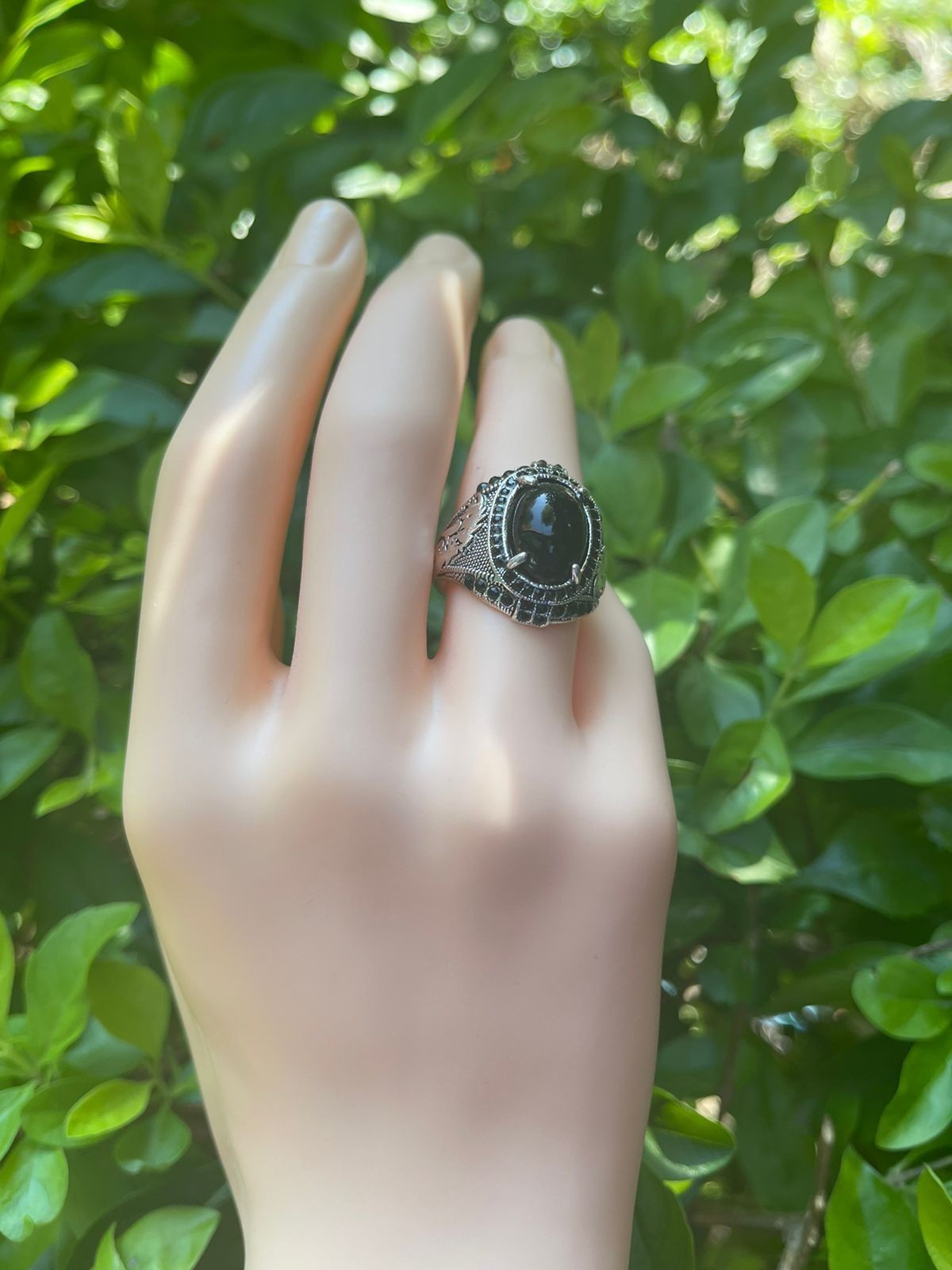Men's ring with an eagle design and stones/yu145