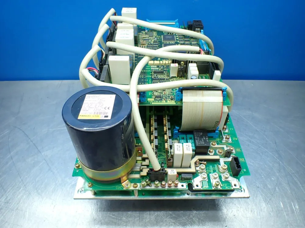 FANUC A06B-6076-H101 SERVO AMPLIFIER DRIVE.   08251470218