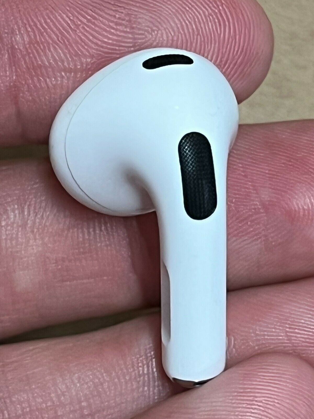 Original Apple AirPods 3RD GENERATION - LEFT SIDE ONLY A2564 - Replacement -