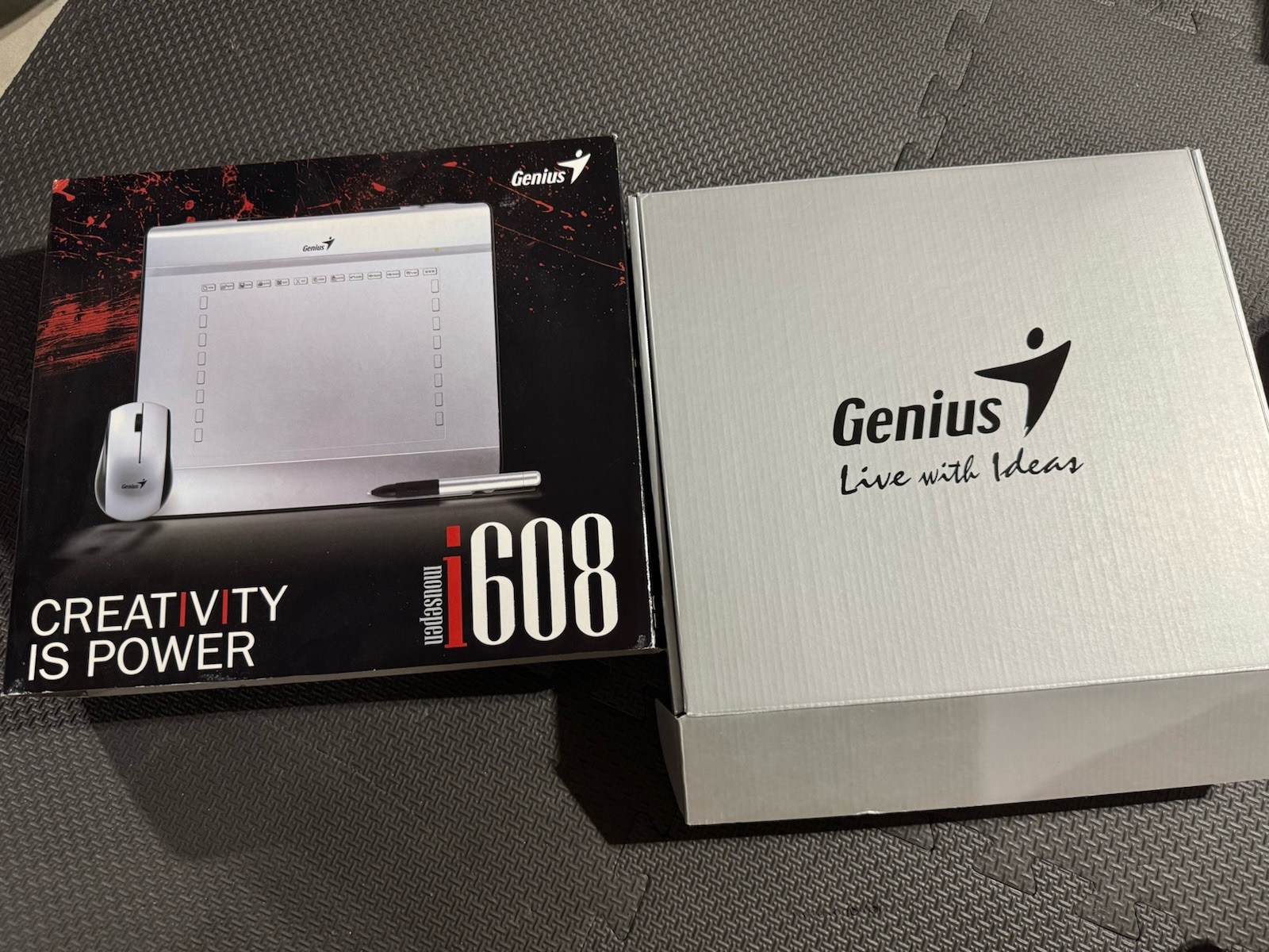 Genius MousePen i608 Graphic Tablet 8X6 Silver Open box Never Used
