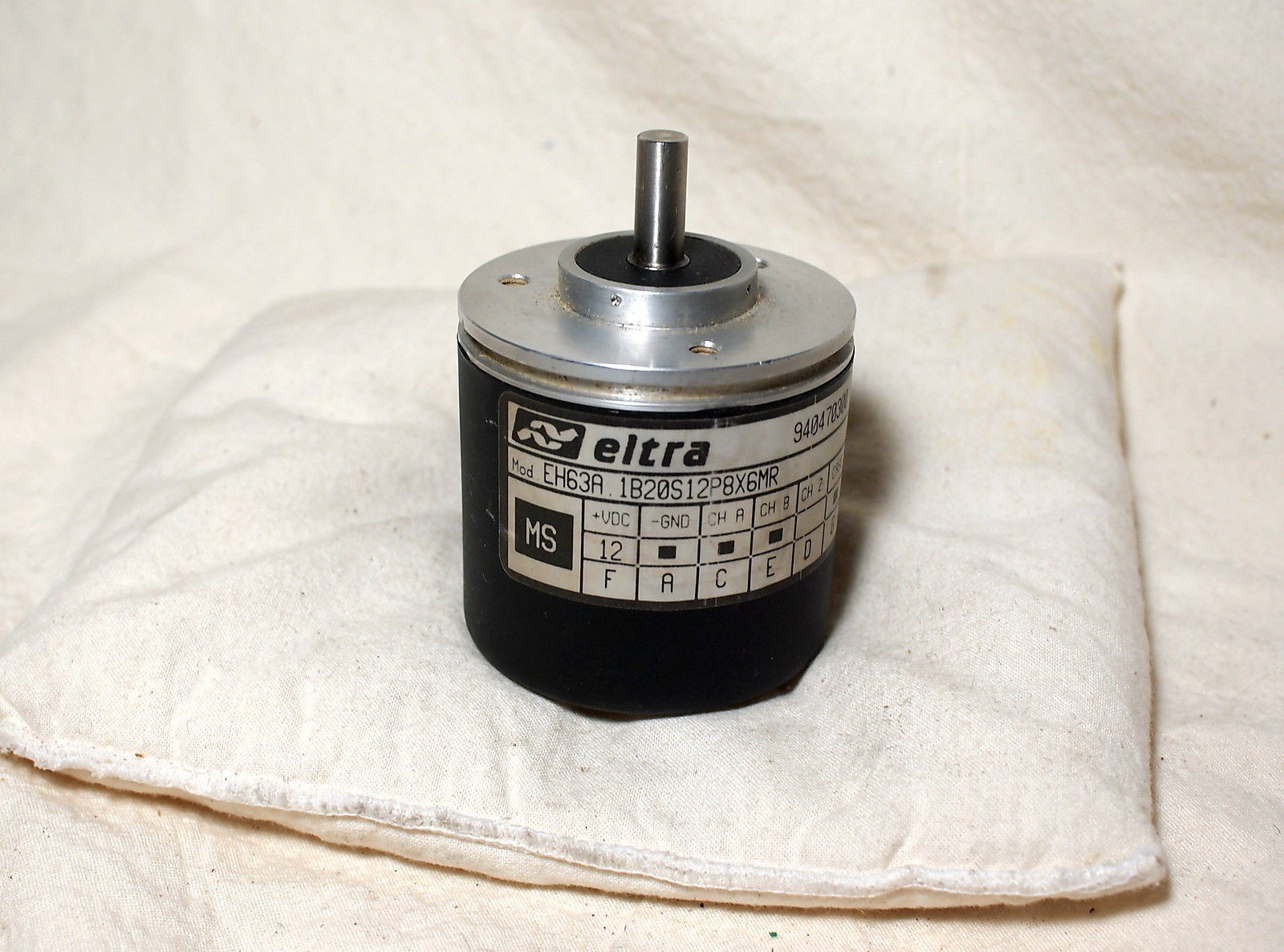 ELTRA EH63A 1B20S12P8X6MR ROTARY INCREMENTAL ENCODER (3C)
