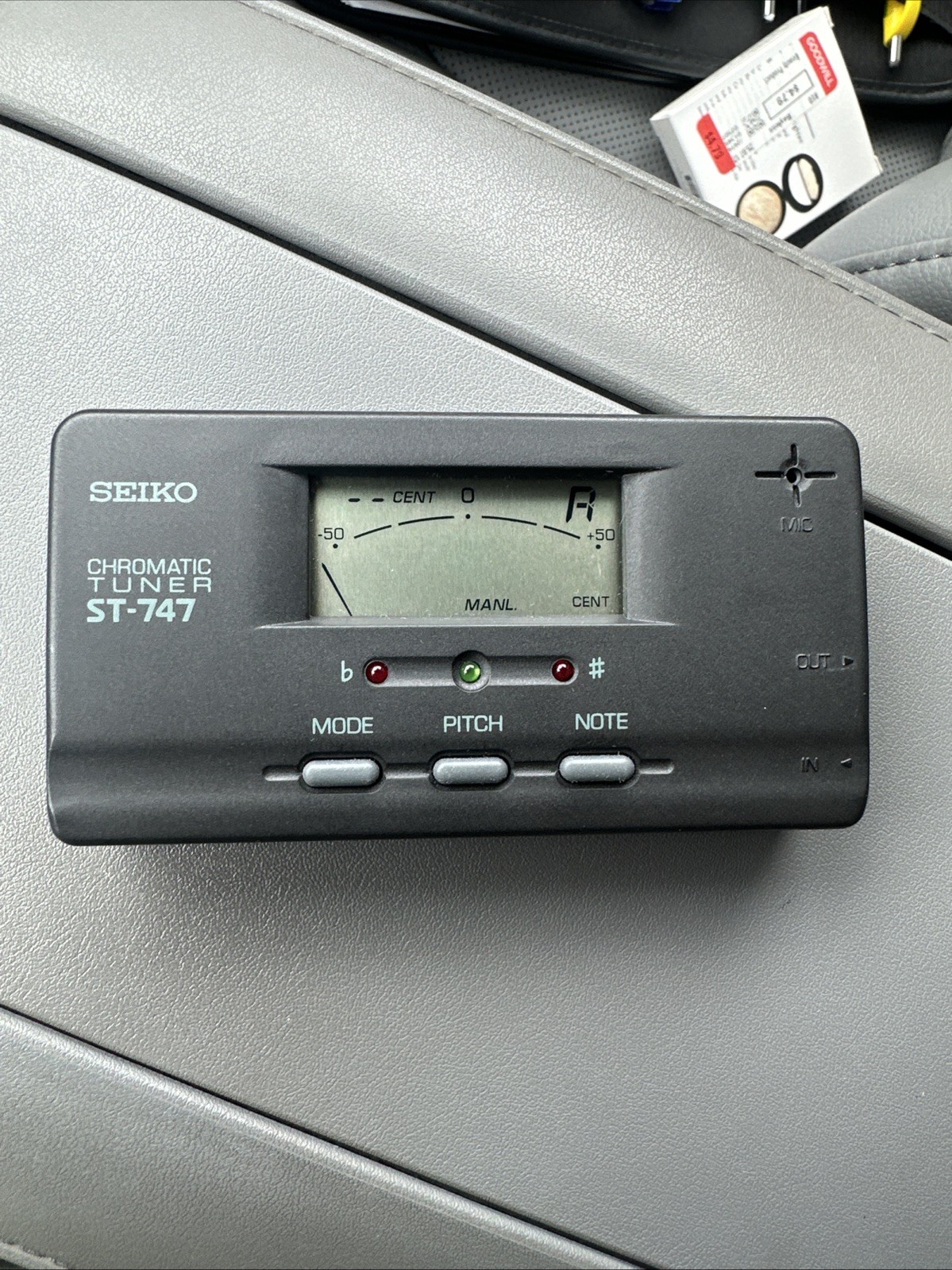 Seiko ST-747 Chromatic Guitar Tuner Digital Display Auto/Manual Tuning - Black