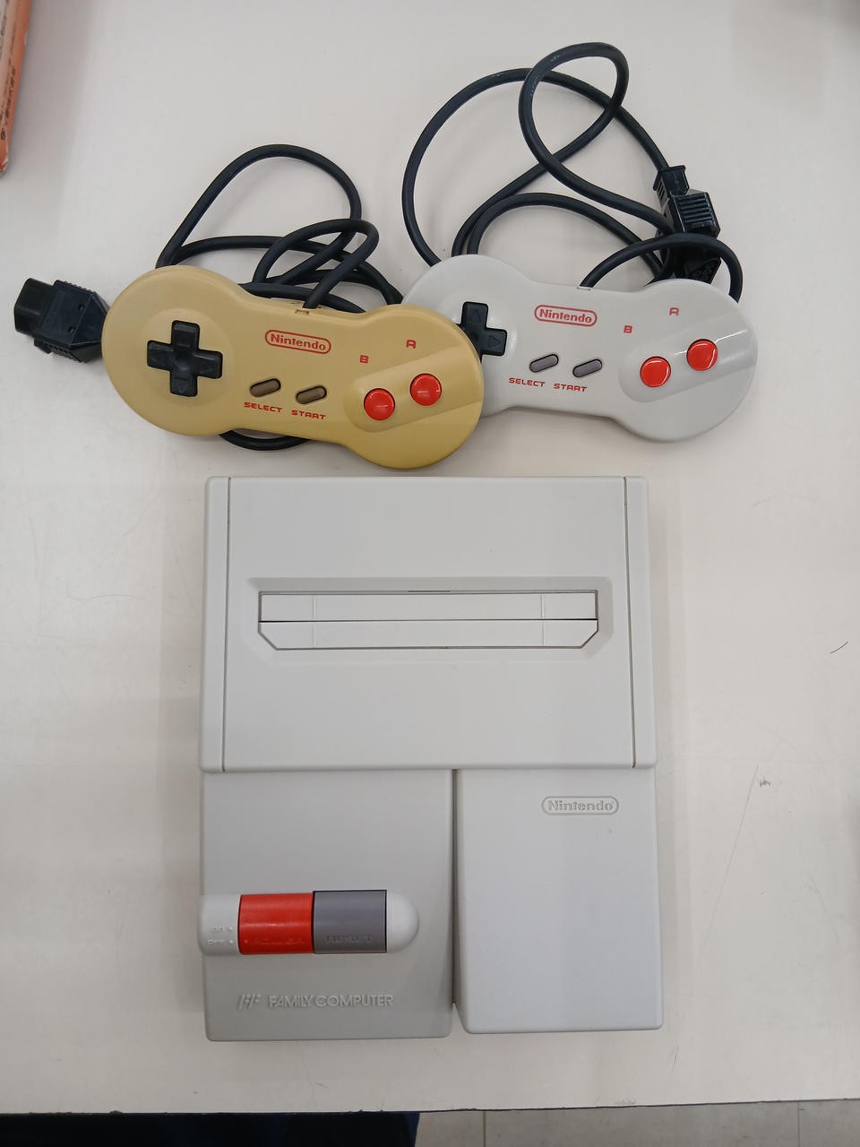 NEW Famicom Model HVC 101 NINTENDO