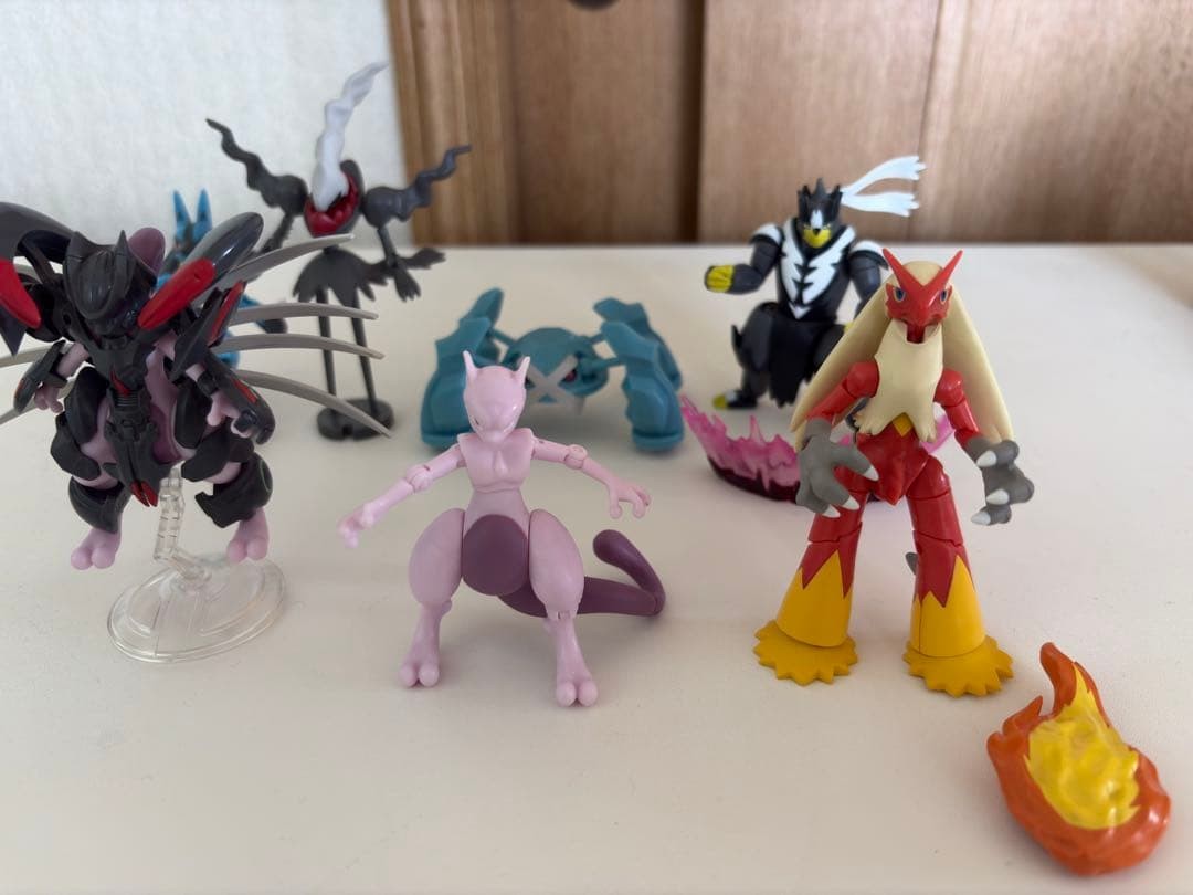 Pokemon SHODO Articulated Figure Set Mewtwo Darkrai Collectible 15+