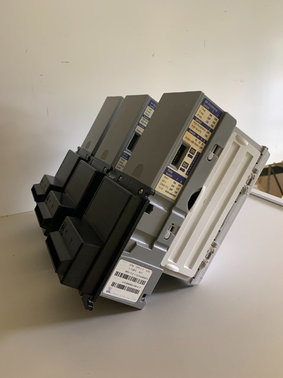 3pack VN2511 U5 $1 ONLY 110V *COMPLETELY REBUILT* BILL VALIDATOR , ACCEPTOR