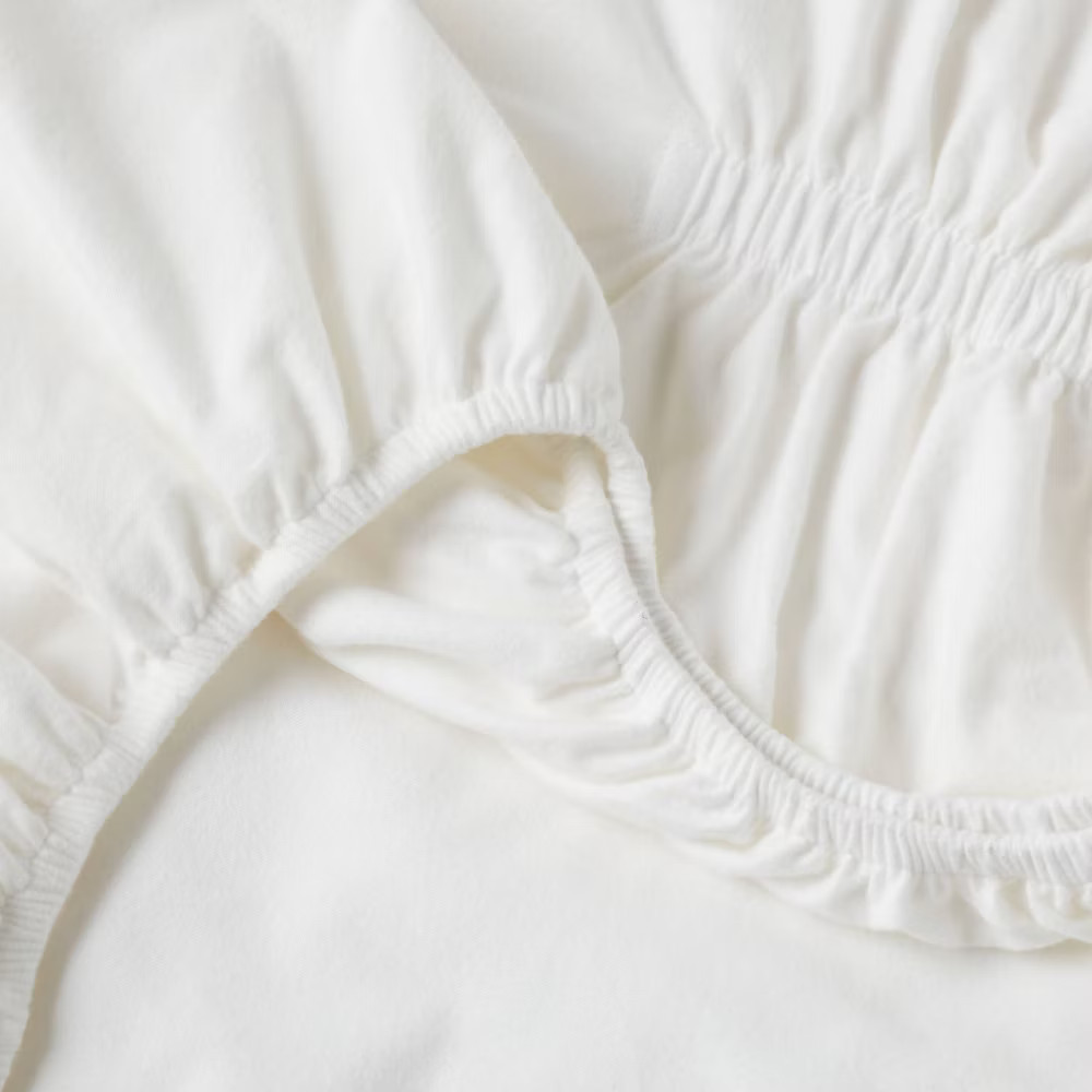 Queen Ultra Soft Flannel Sheet Set White - Threshold