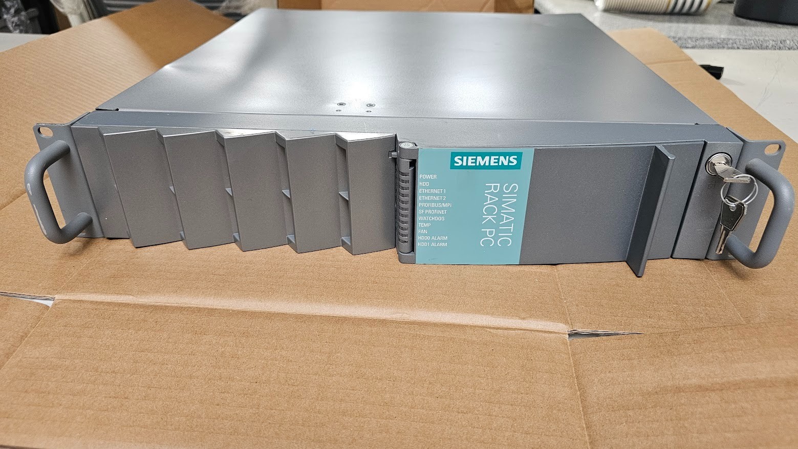 Siemens Simatic i5-4570TE 2.7GHz 4GB DDR3 Rack PC IPC647D