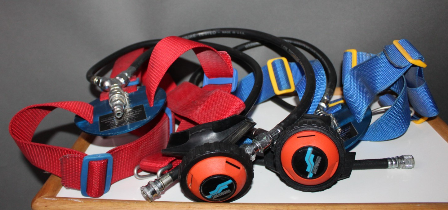 Sherwood 2 Pc SCUBA Diving Vest Underwater Breathing Systems Regulator Equipment