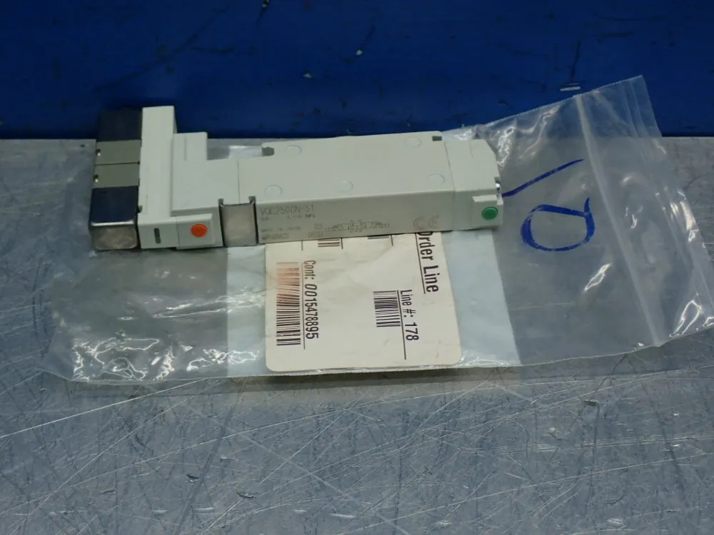 SMC PNEUMATIC SOLENOID VALVE VQC2500N-51