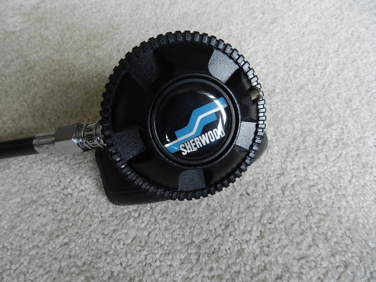 SHERWOOD SCUBA REGULATOR SET-SERVICED