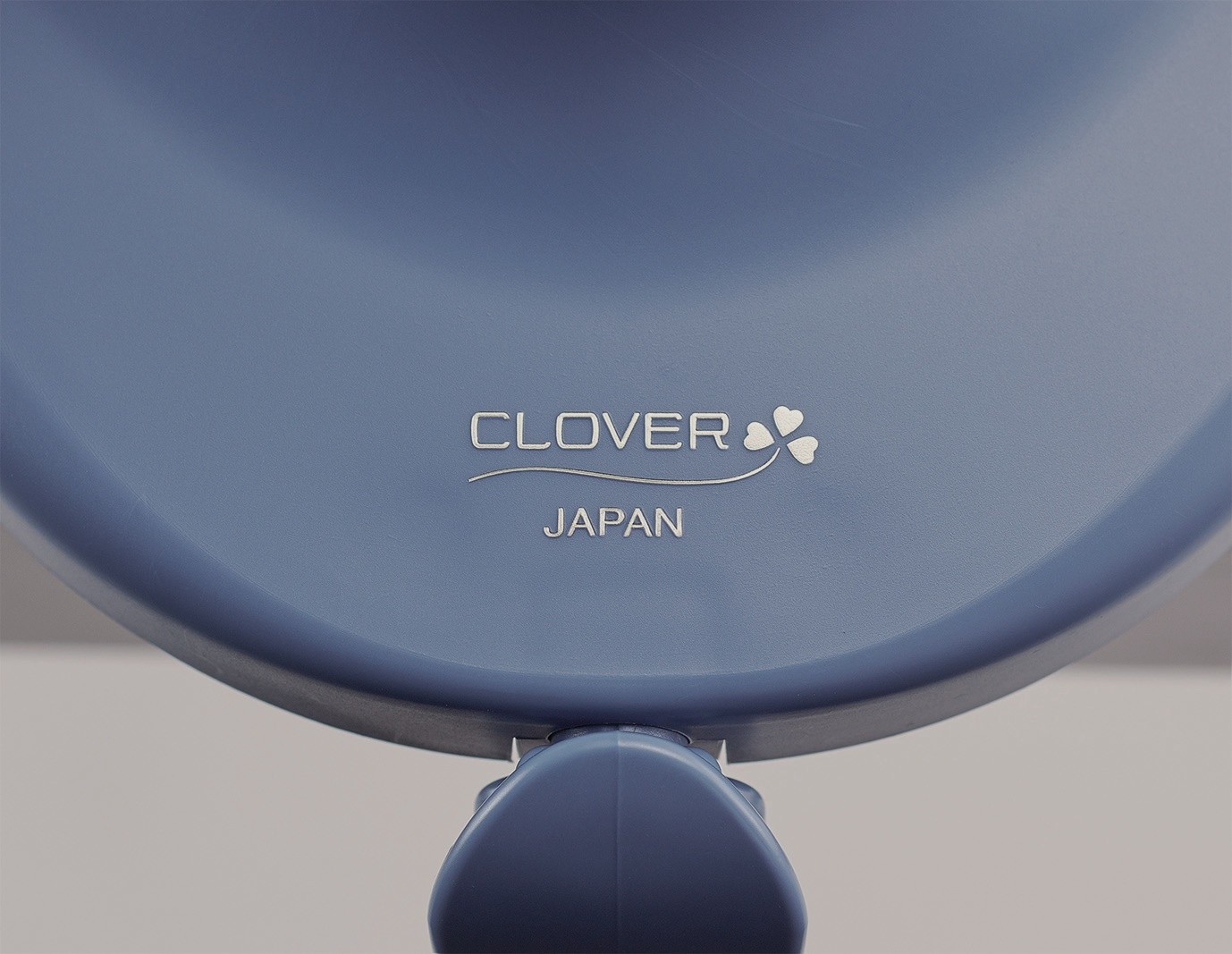 Clover Yarn Ball Winder-Blue