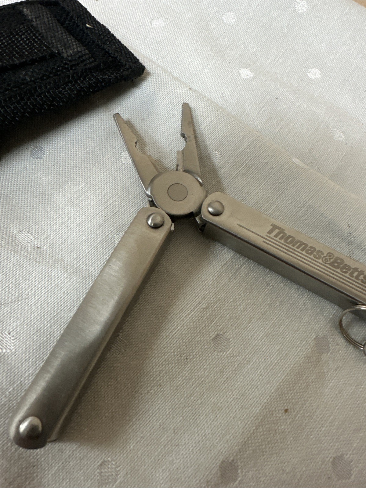 Thomas & Betts Multi Tool Pocket Knife 5 In 1 Plier, Cutter, Stainless Brand New