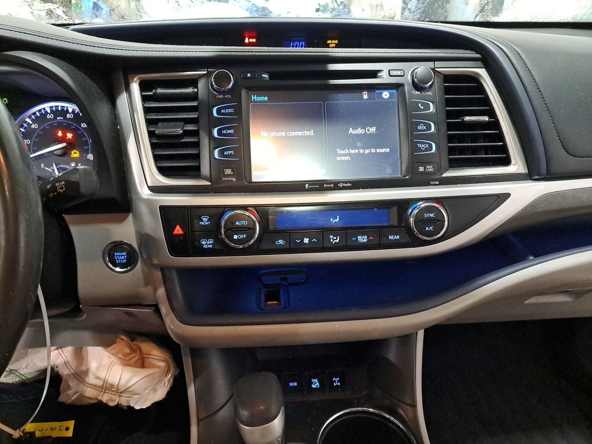 2017 Highlander Camera/Projector Sku#4395992